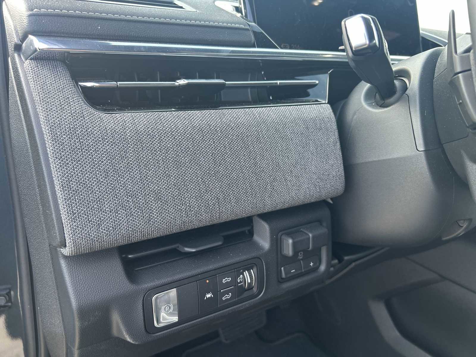 New 2026 GMC Sierra EV Elevation image 16