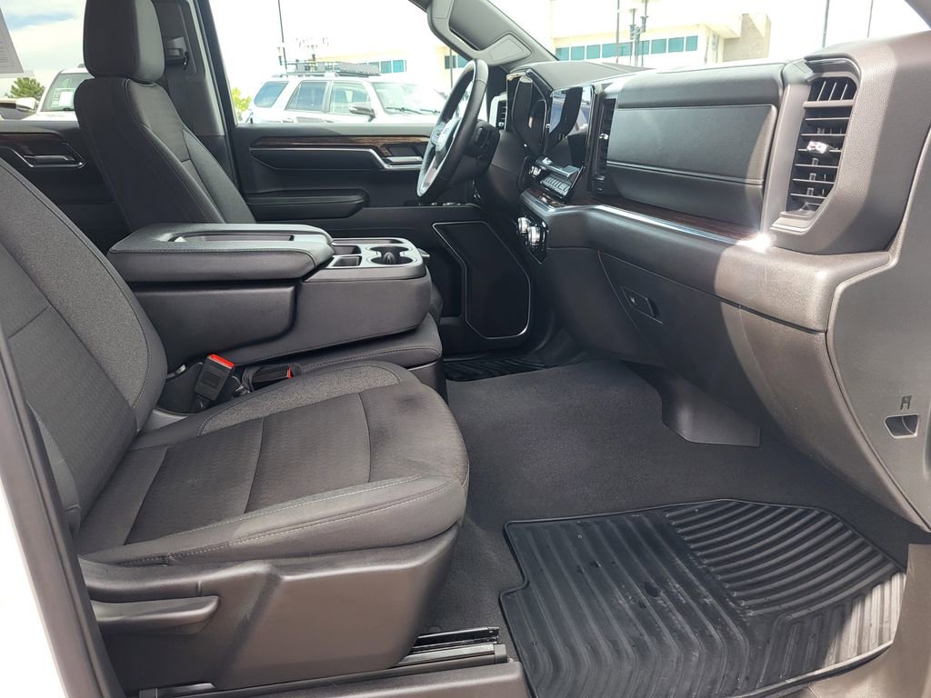 Used 2024 GMC Sierra 1500 Elevation image 18