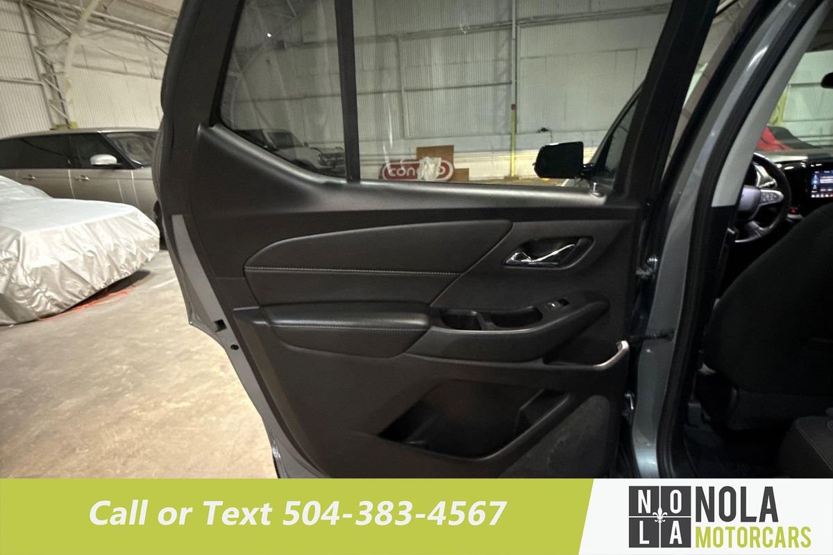 Used 2020 Chevrolet Traverse LT image 22