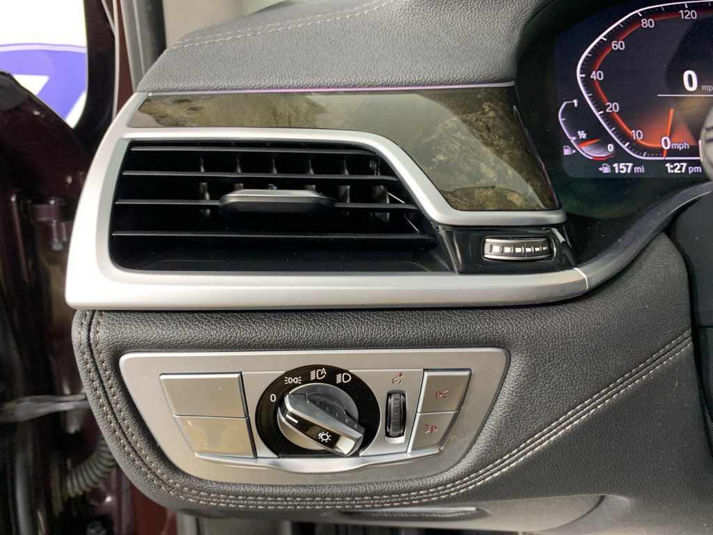 Used 2020 BMW 740i RWD image 17