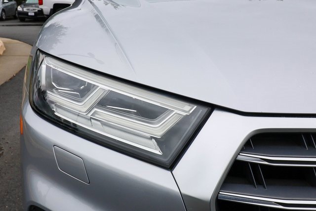 Used 2018 Audi SQ5 Prestige w/ Prestige Package image 22