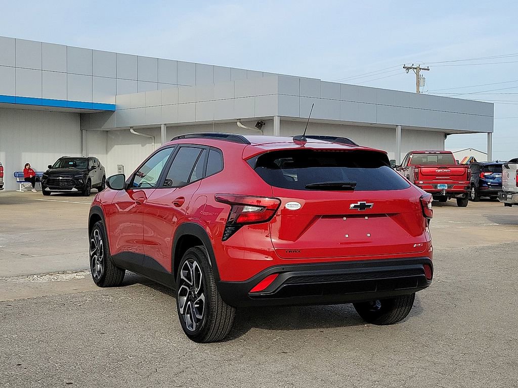 New 2026 Chevrolet Trax RS w/ Driver Confidence Package image 4