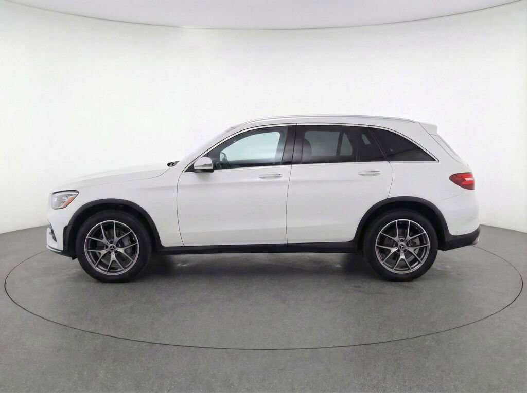 Used 2022 Mercedes-Benz GLC 300 4MATIC image 6