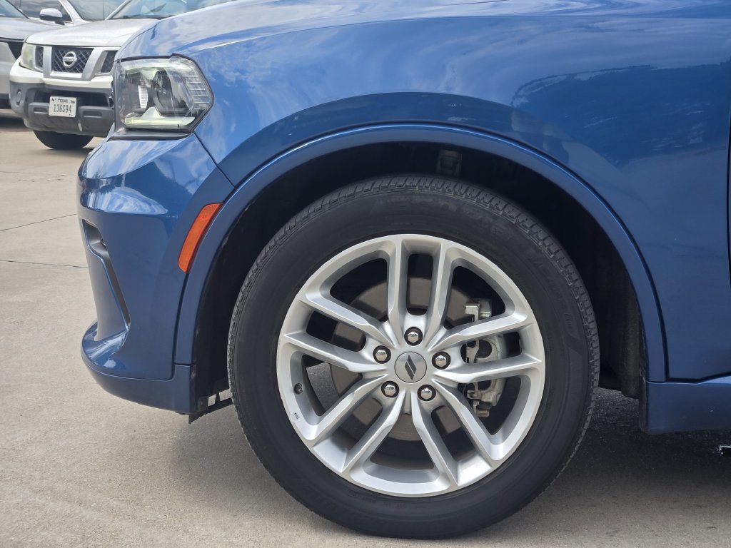 Used 2024 Dodge Durango GT RWD image 17