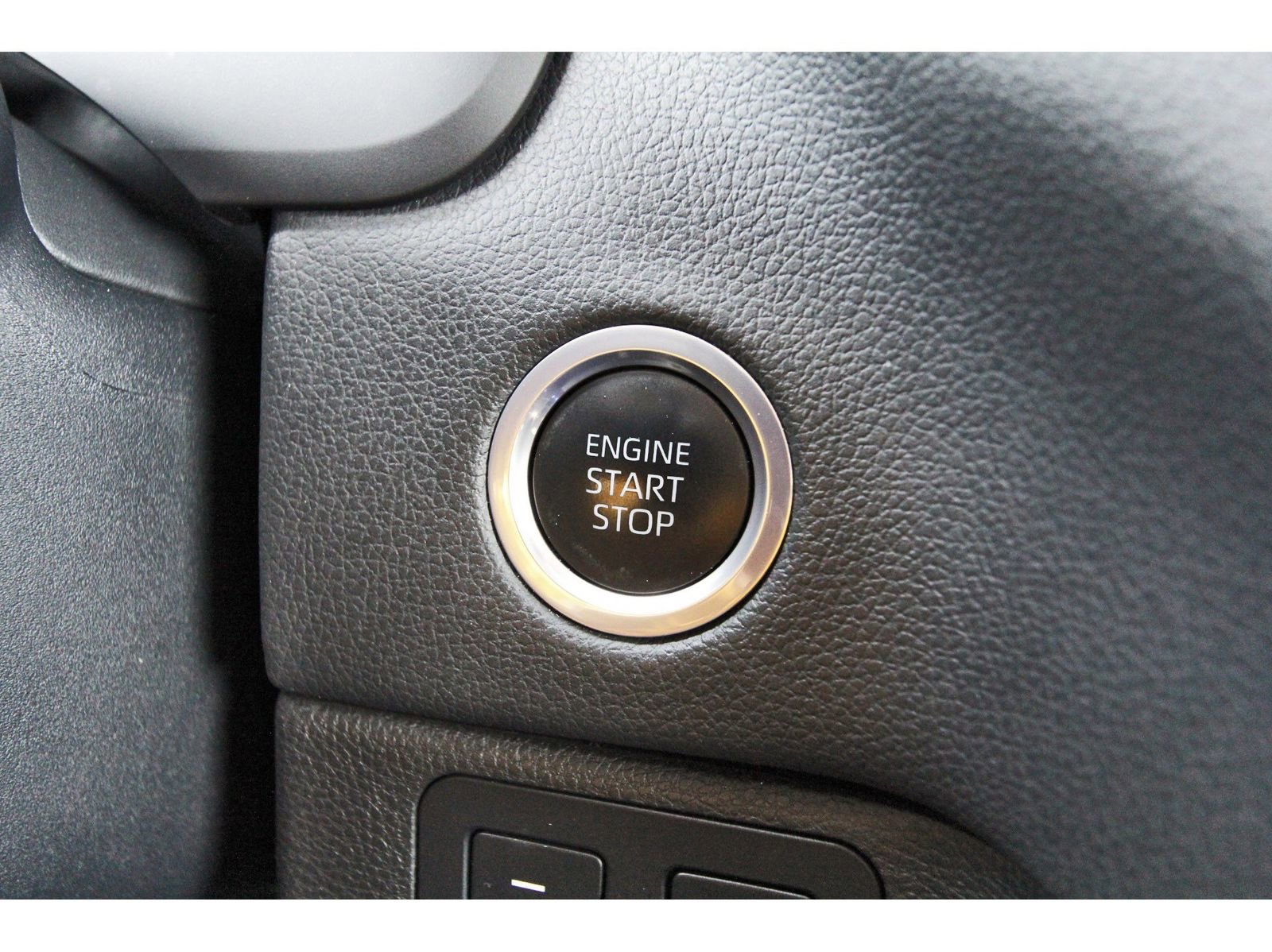 Used 2022 Toyota Tundra Limited w/ Power Package image 20