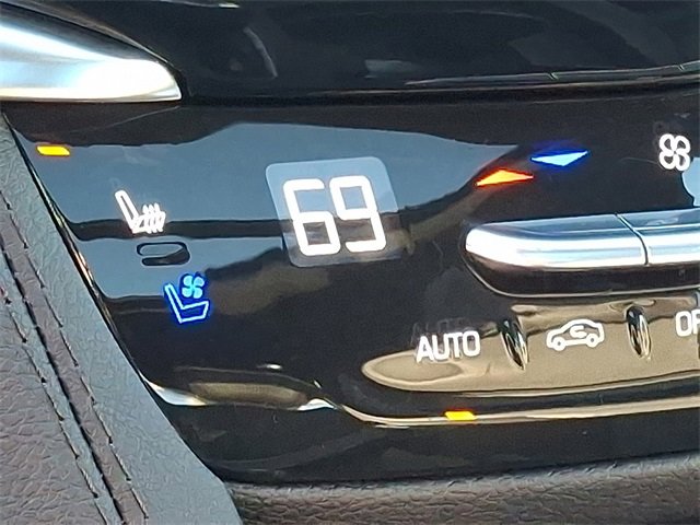 Certified 2024 Cadillac XT6 Sport w/ Platinum Package image 23