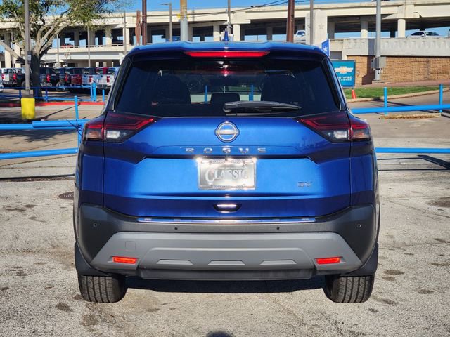 Used 2023 Nissan Rogue SV image 6