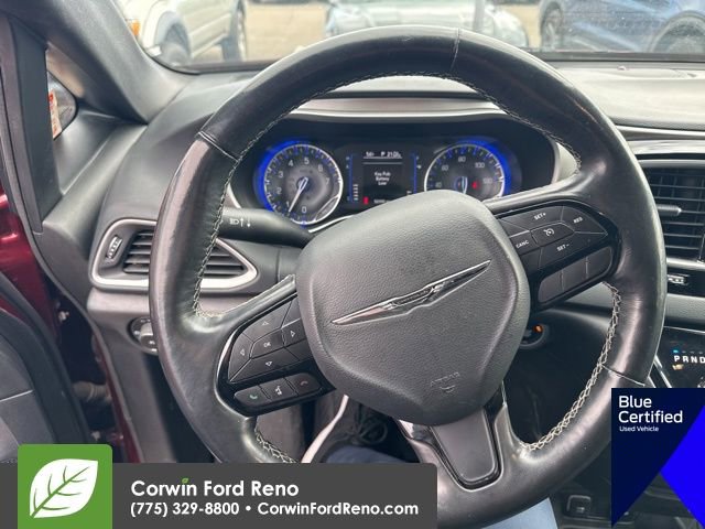 Used 2020 Chrysler Pacifica Touring-L image 9