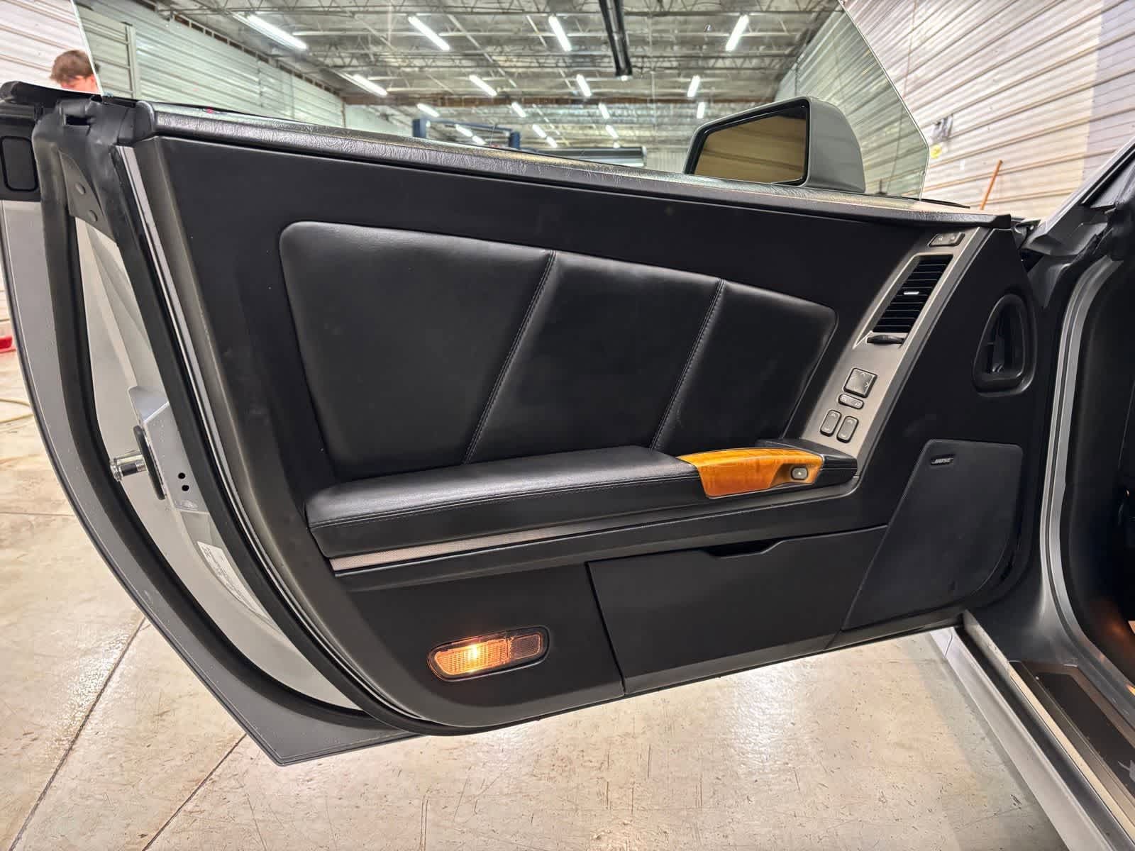 Used 2005 Cadillac XLR RWD image 7