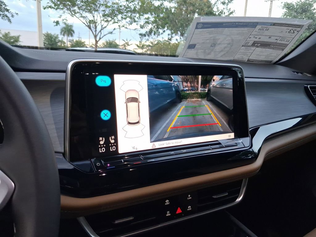 New 2026 Volkswagen Atlas Cross Sport SE image 10