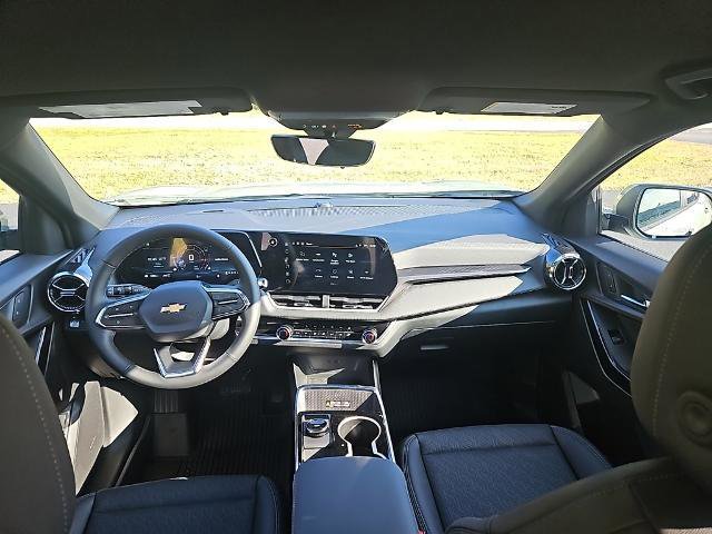 New 2026 Chevrolet Equinox LT w/ Convenience Package II image 19