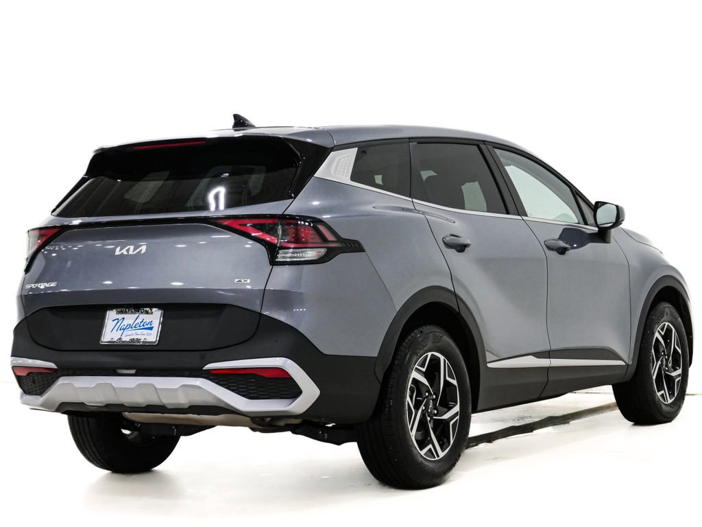 Used 2025 Kia Sportage LX image 6
