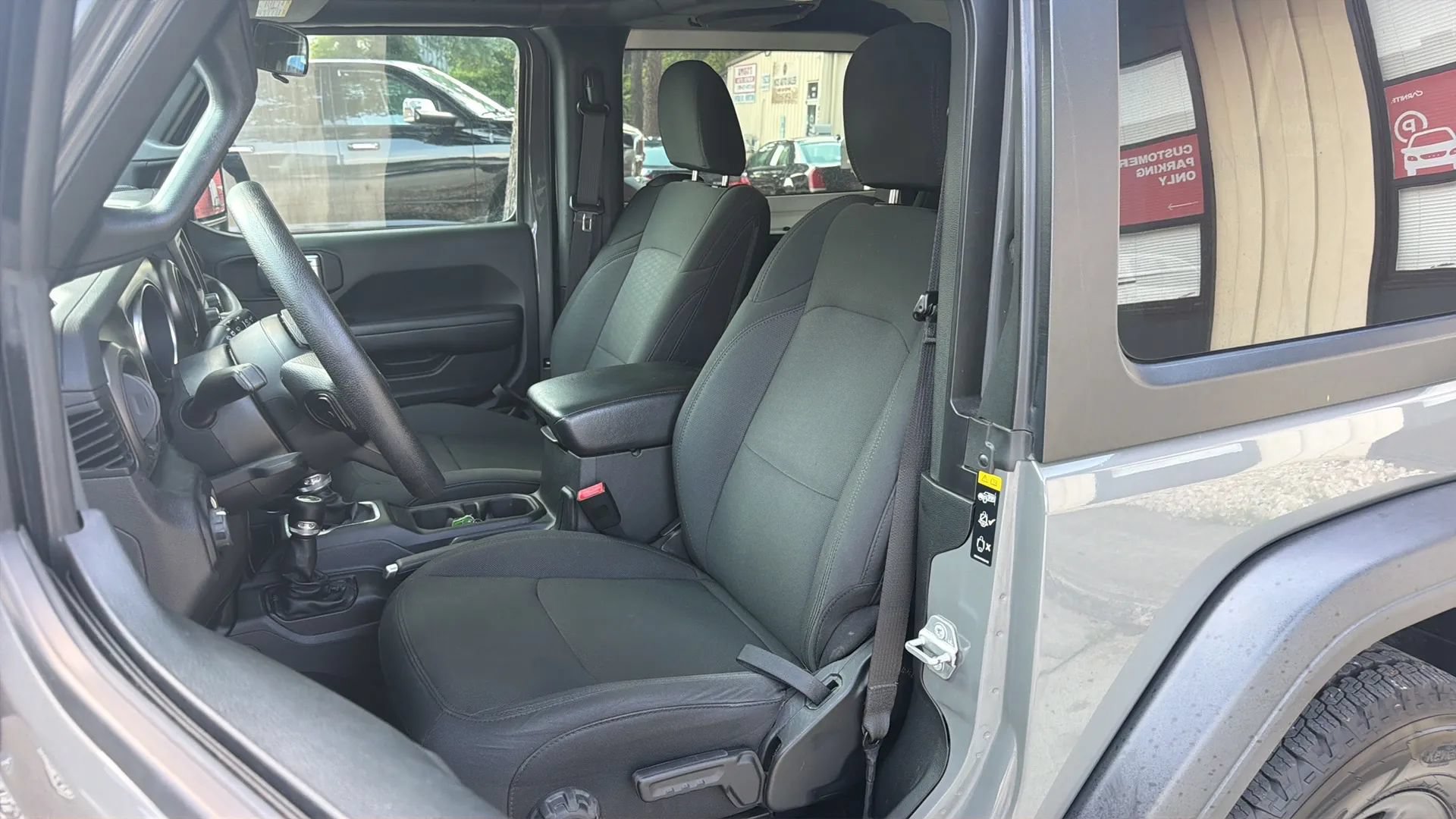 Used 2020 Jeep Wrangler Sport AWD/4WD image 11