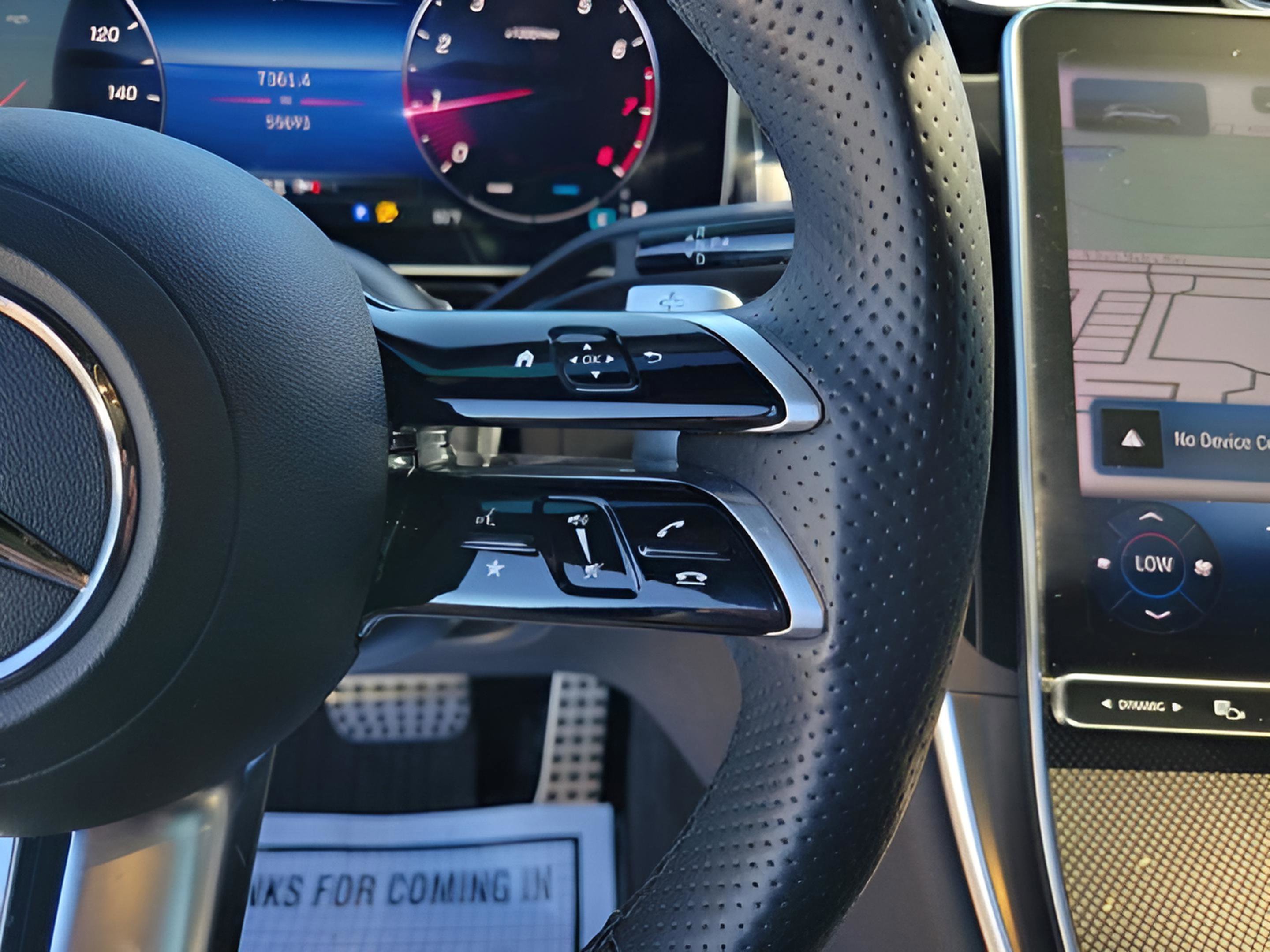 Used 2023 Mercedes-Benz GLC 300 image 23