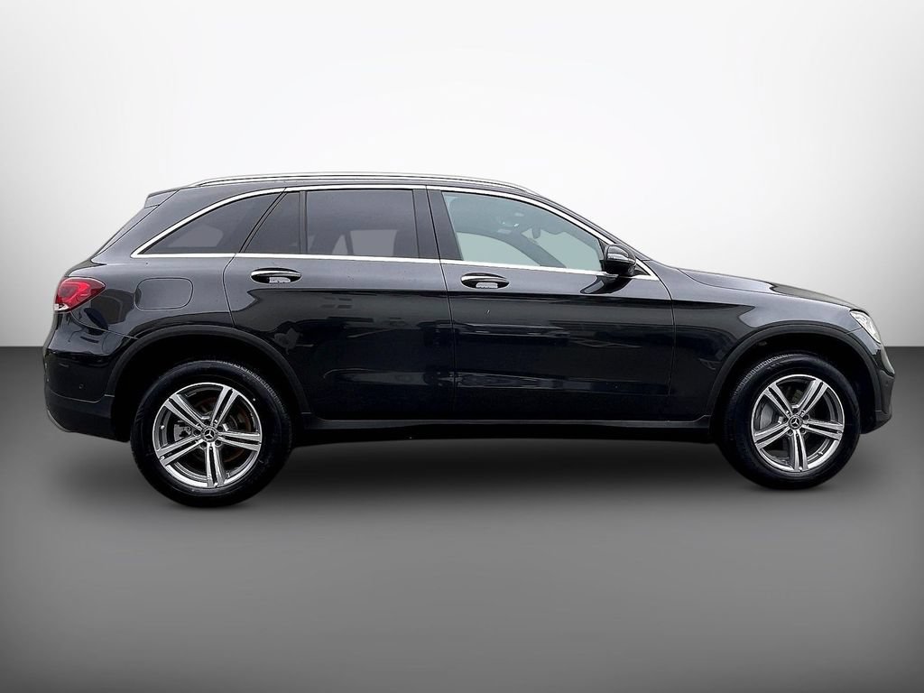 Used 2022 Mercedes-Benz GLC 300 4MATIC w/ Multimedia Package Lite image 8