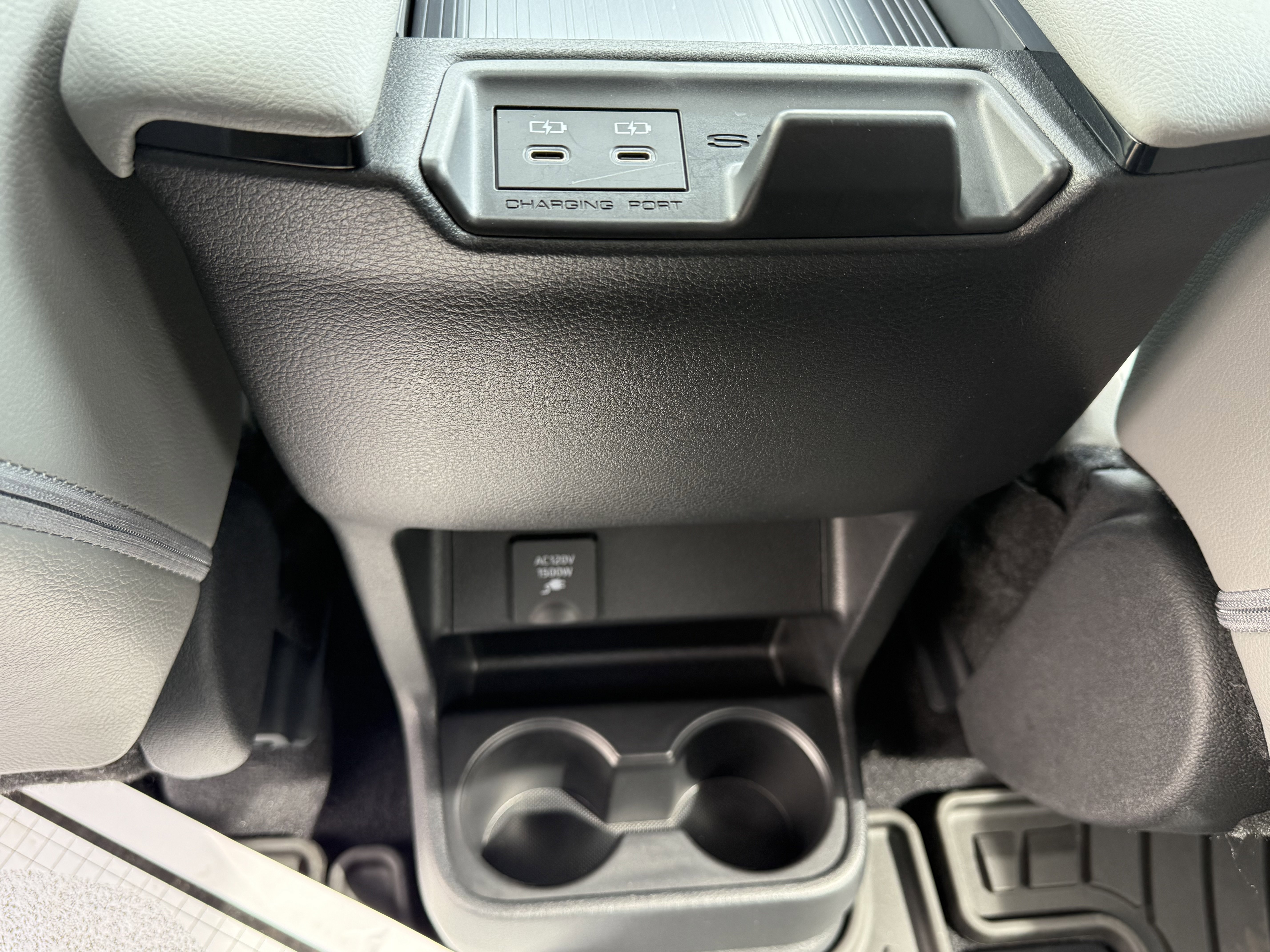 Certified 2025 Toyota Sienna XLE w/ XLE Plus Package image 18