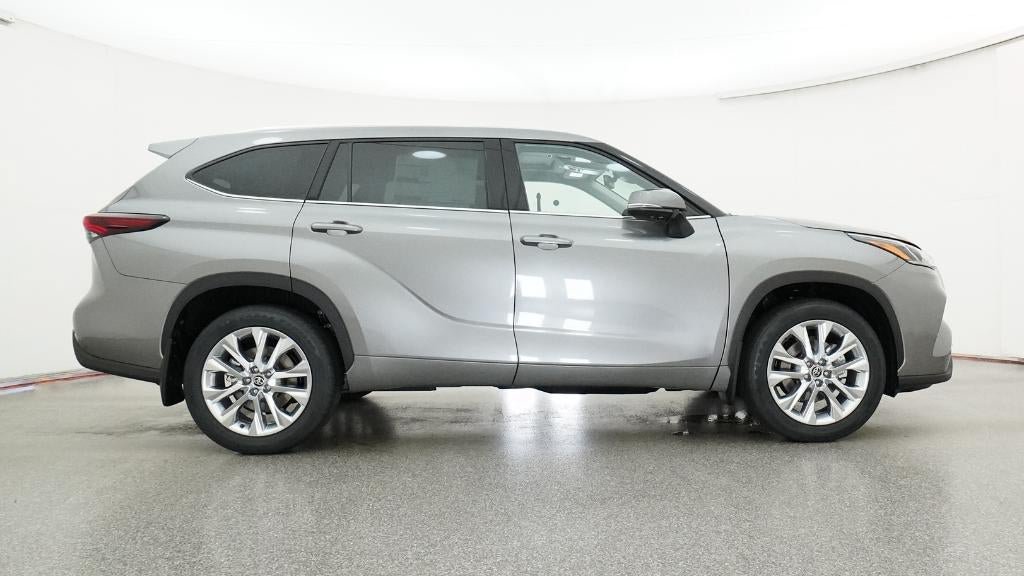 New 2026 Toyota Highlander Limited AWD/4WD image 27