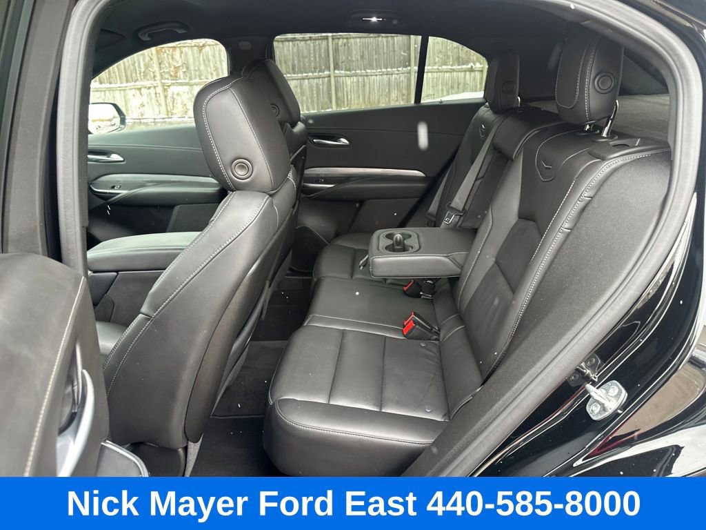 Used 2025 Cadillac XT4 Premium Luxury image 28