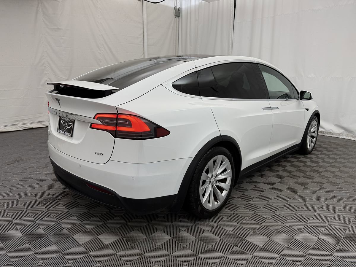 Used 2017 Tesla Model X 75D image 5