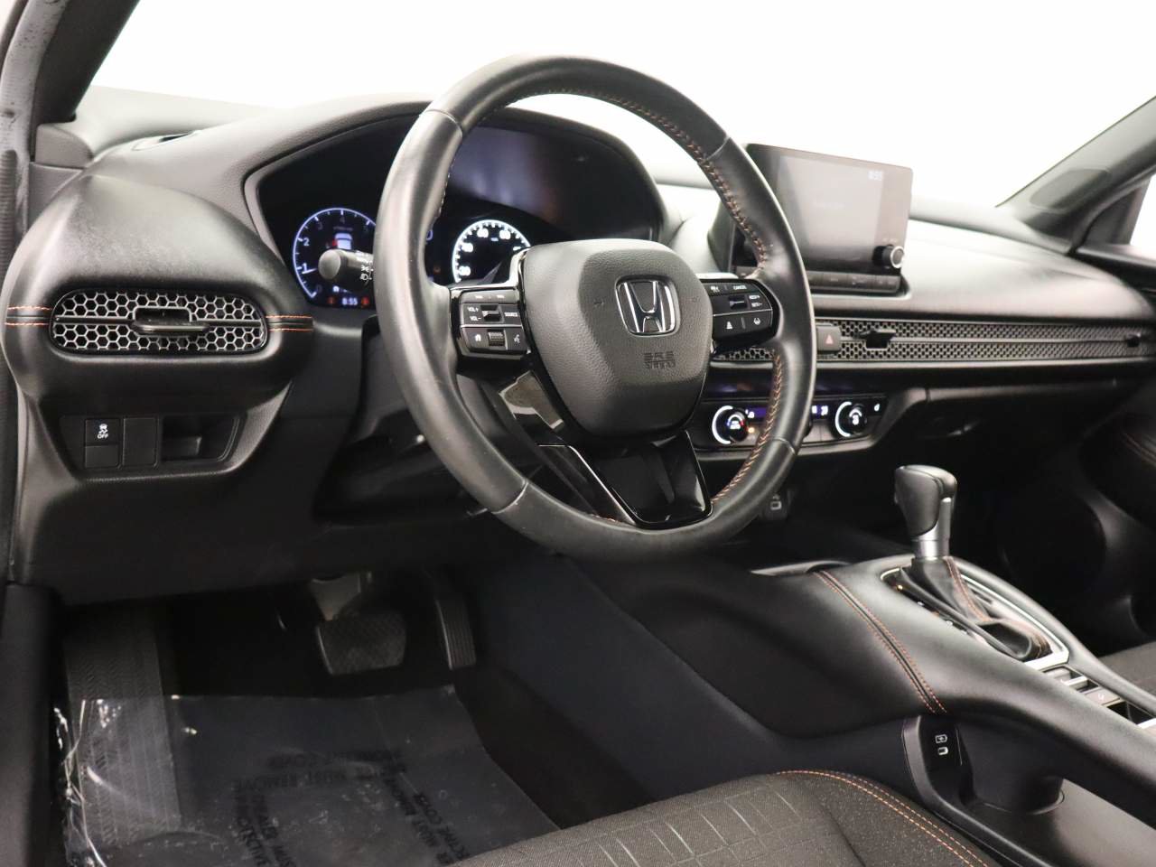 Used 2024 Honda HR-V Sport image 14
