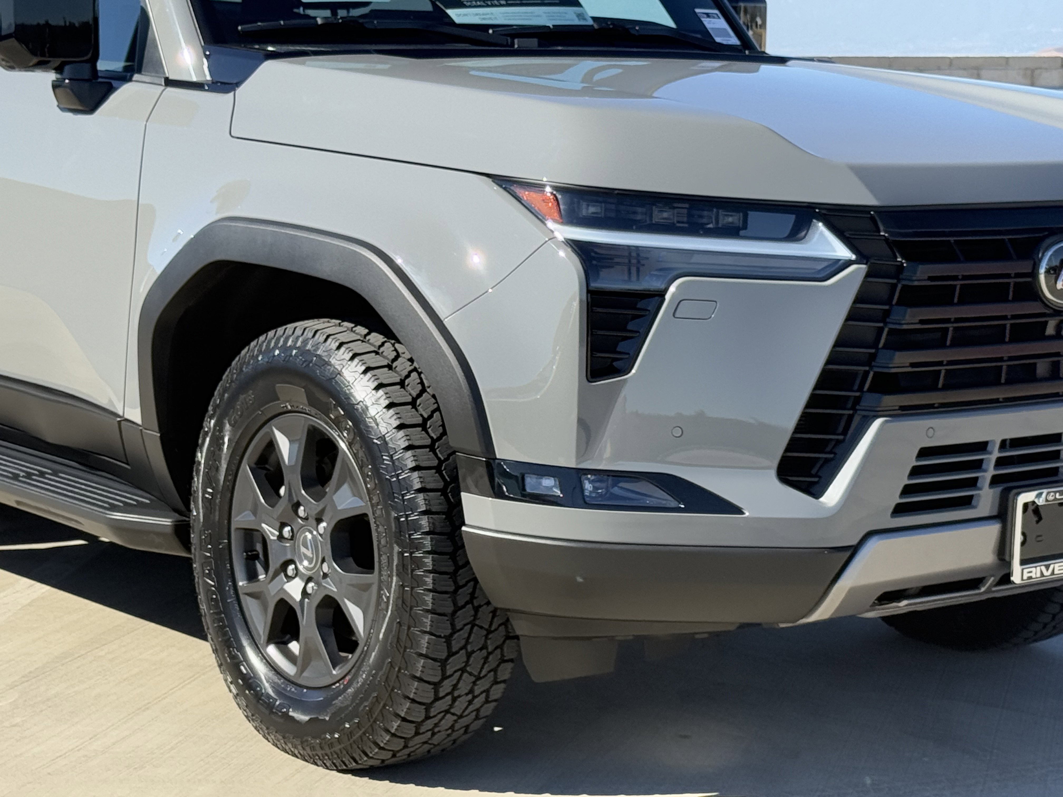 Certified 2024 Lexus GX 550 image 4