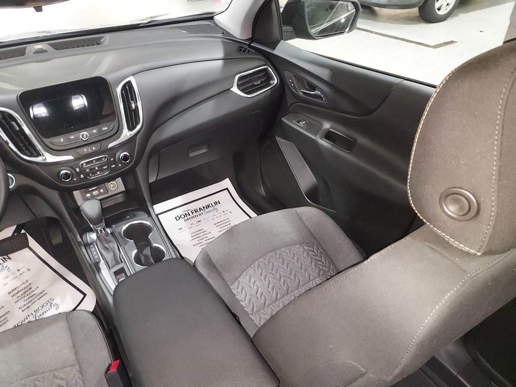 Used 2023 Chevrolet Equinox LT image 11