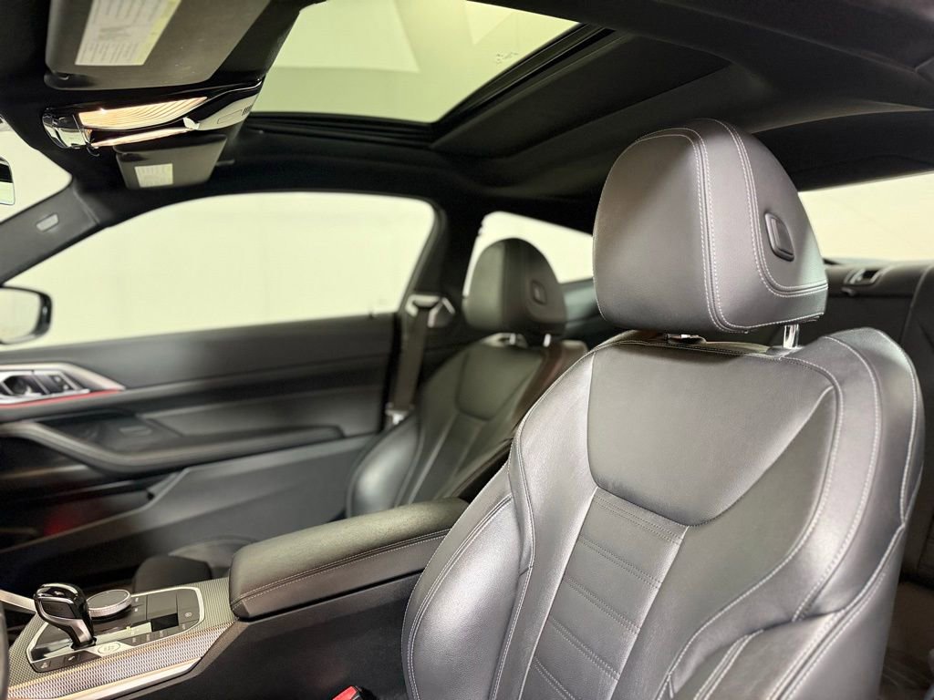 Used 2021 BMW 440i xDrive Coupe w/ Executive Package image 19