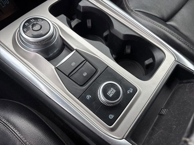 Used 2020 Ford Explorer XLT w/ Equipment Group 202A image 28