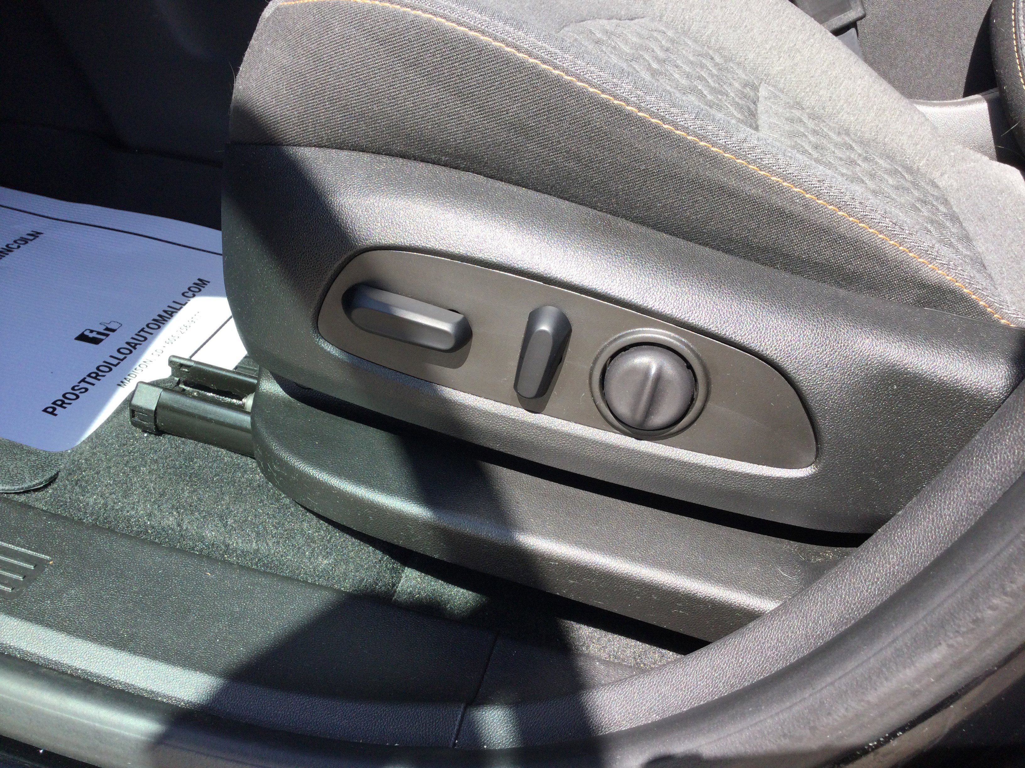 Used 2023 Chevrolet Equinox LT image 8