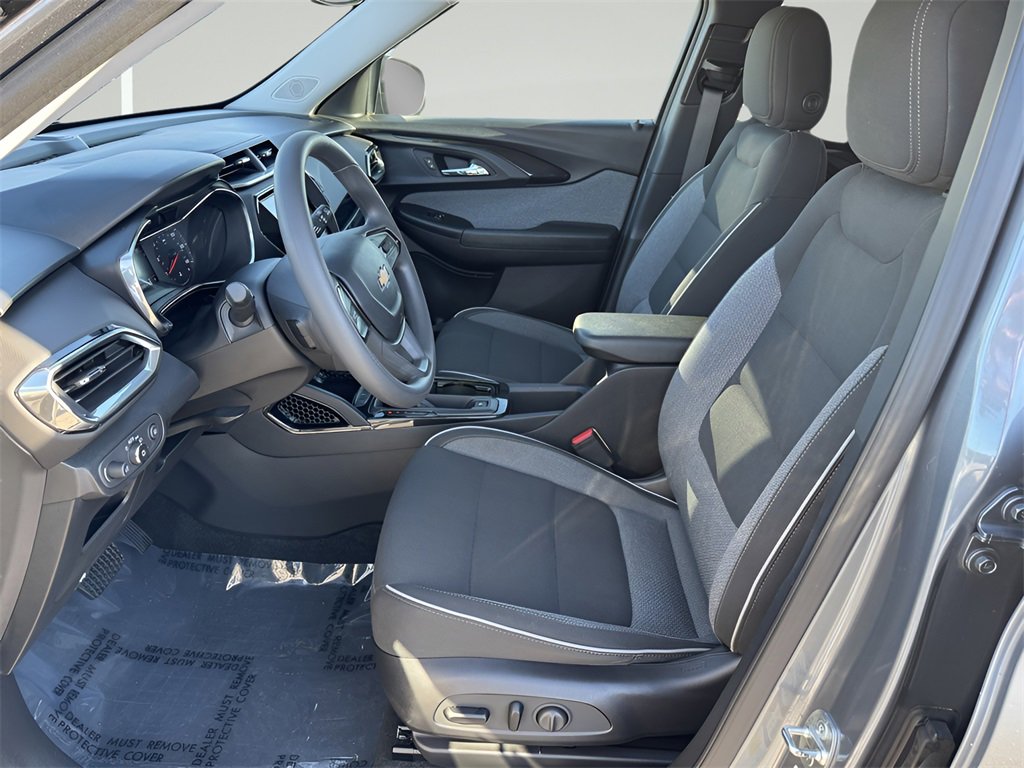 Used 2021 Chevrolet TrailBlazer LT w/ Convenience Package image 10