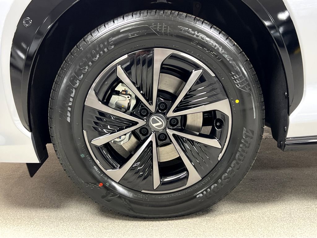 New 2026 Lexus RZ 450e AWD image 36