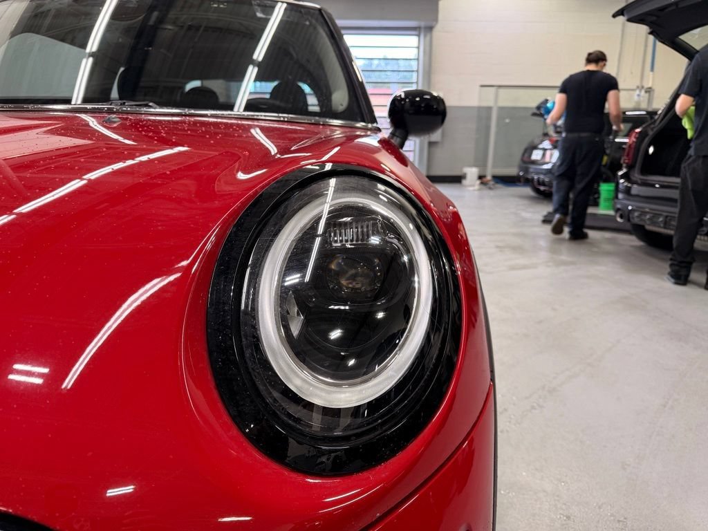 Used 2024 MINI Cooper SE FWD image 9