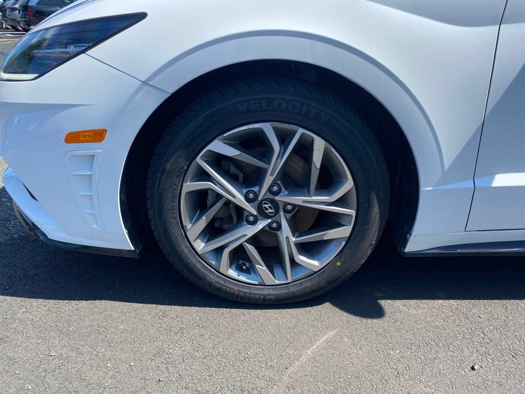 Certified 2023 Hyundai Sonata SEL w/ Convenience Package FWD image 9