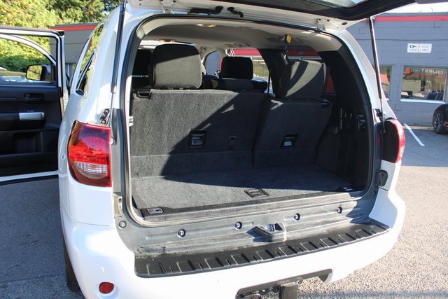 Used 2022 Toyota Sequoia TRD Sport image 29