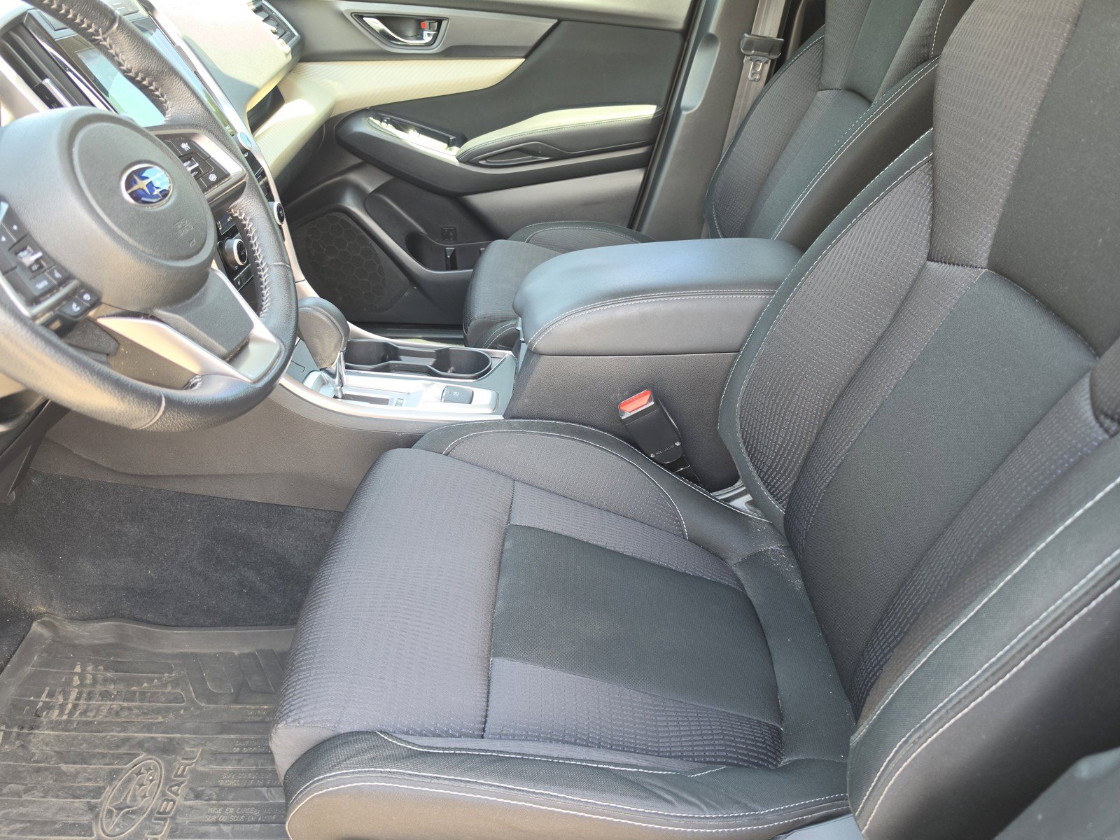 Used 2021 Subaru Ascent Premium w/ Convenience Package AWD/4WD image 11