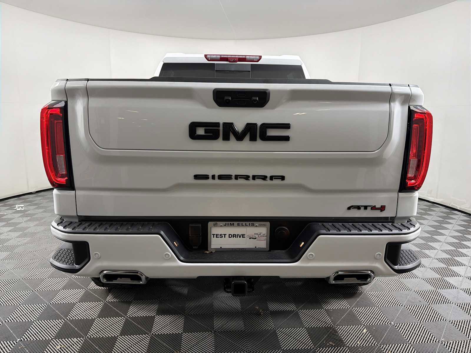 New 2026 GMC Sierra 1500 AT4 w/ AT4 Premium Package image 10