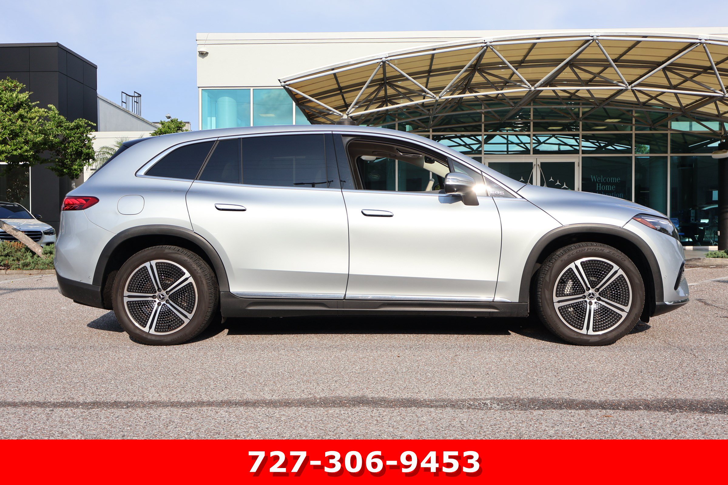 Used 2023 Mercedes-Benz EQS 450+ SUV image 11