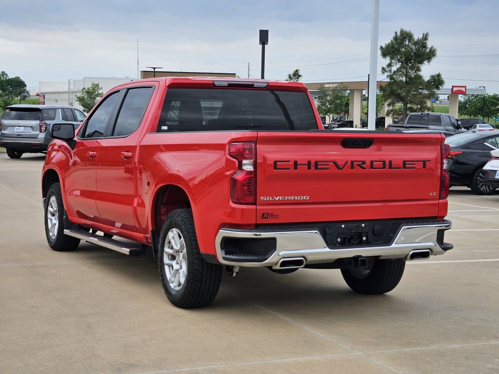 Used 2024 Chevrolet Silverado 1500 LT w/ Z71 Off-Road Package image 6