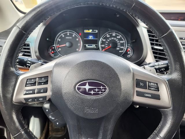 Used 2013 Subaru Outback 2.5i Limited w/ Moonroof Pkg AWD/4WD image 15
