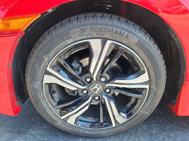 Used 2017 Honda Civic Touring image 15