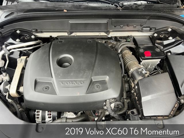 Used 2019 Volvo XC60 T6 Momentum w/ Premium Package image 38