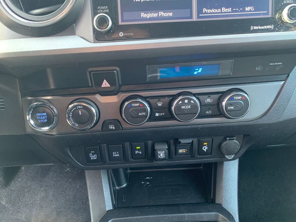 Used 2023 Toyota Tacoma TRD Off-Road image 22
