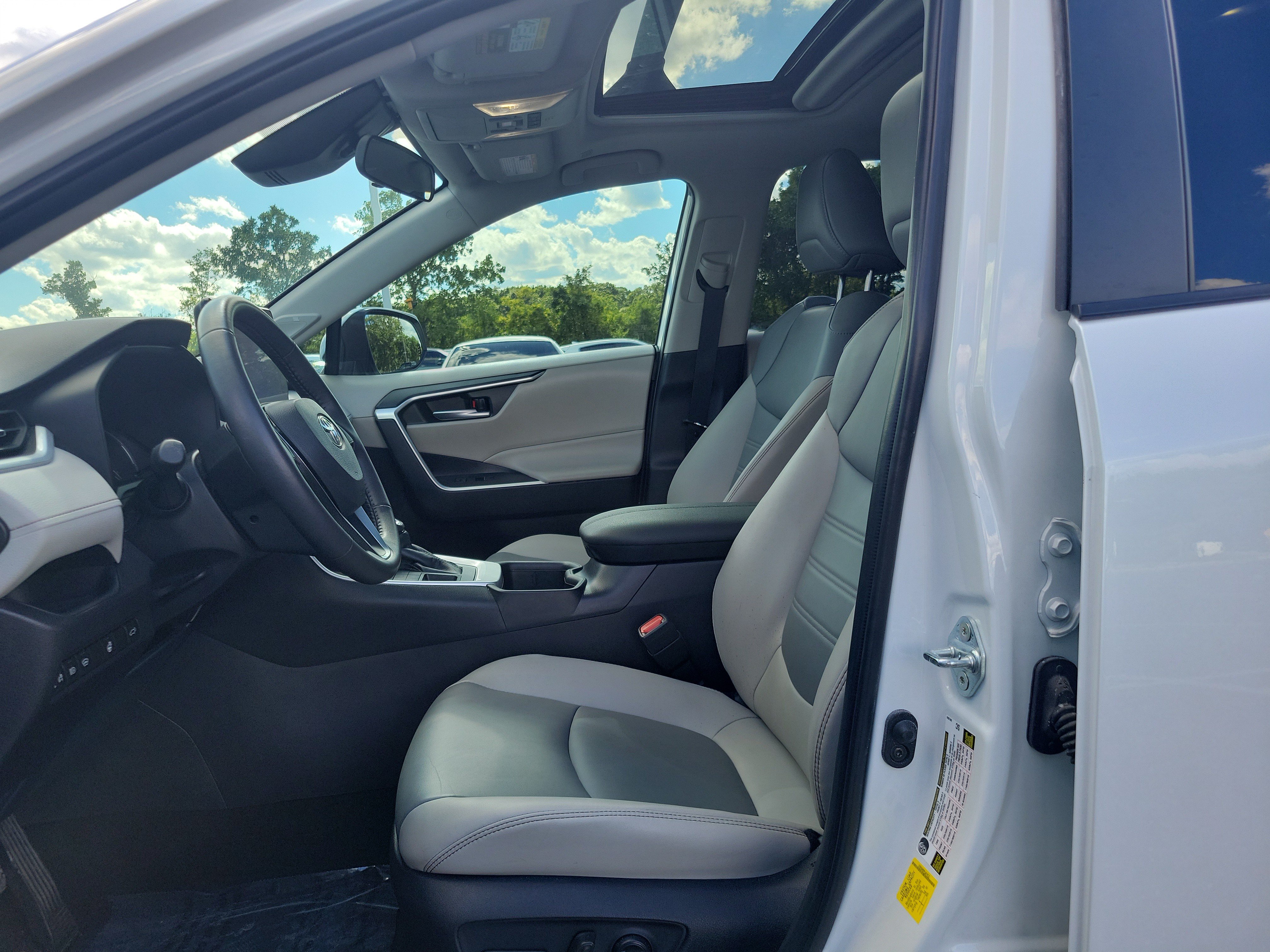 Certified 2025 Toyota RAV4 XLE Premium w/ Weather Package AWD/4WD image 18