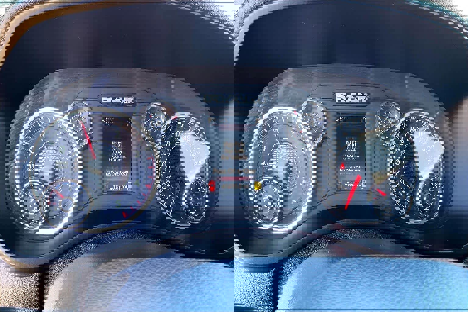 Used 2024 RAM 2500 Big Horn image 24