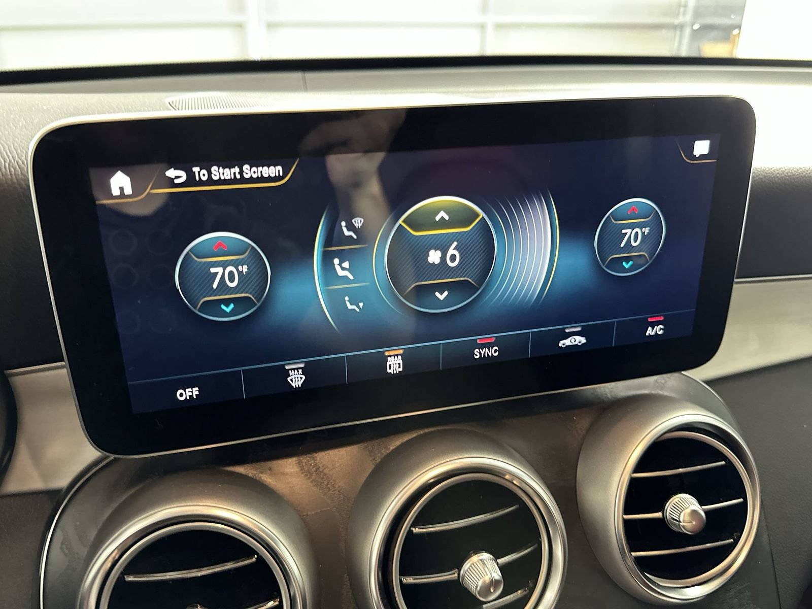 Used 2022 Mercedes-Benz GLC 300 w/ AMG Line image 19