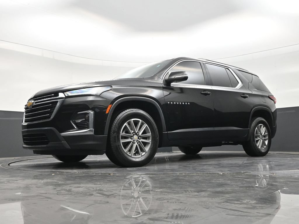 Used 2023 Chevrolet Traverse LT FWD image 20
