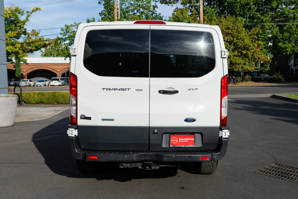 Used 2018 Ford Transit 150 XLT RWD image 5