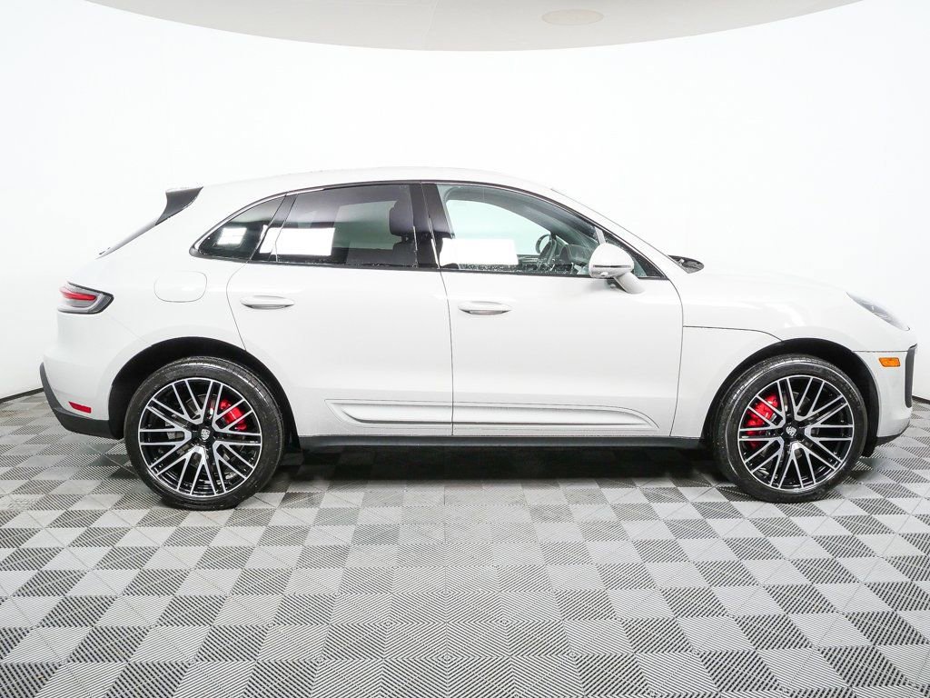 New 2026 Porsche Macan S image 29