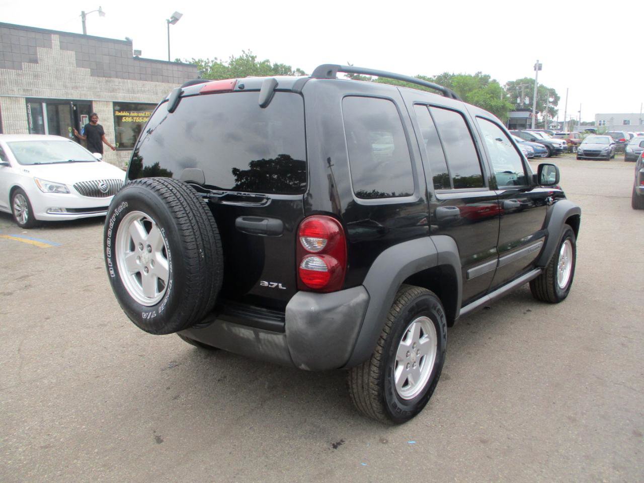 Used 2007 Jeep Liberty Sport image 5