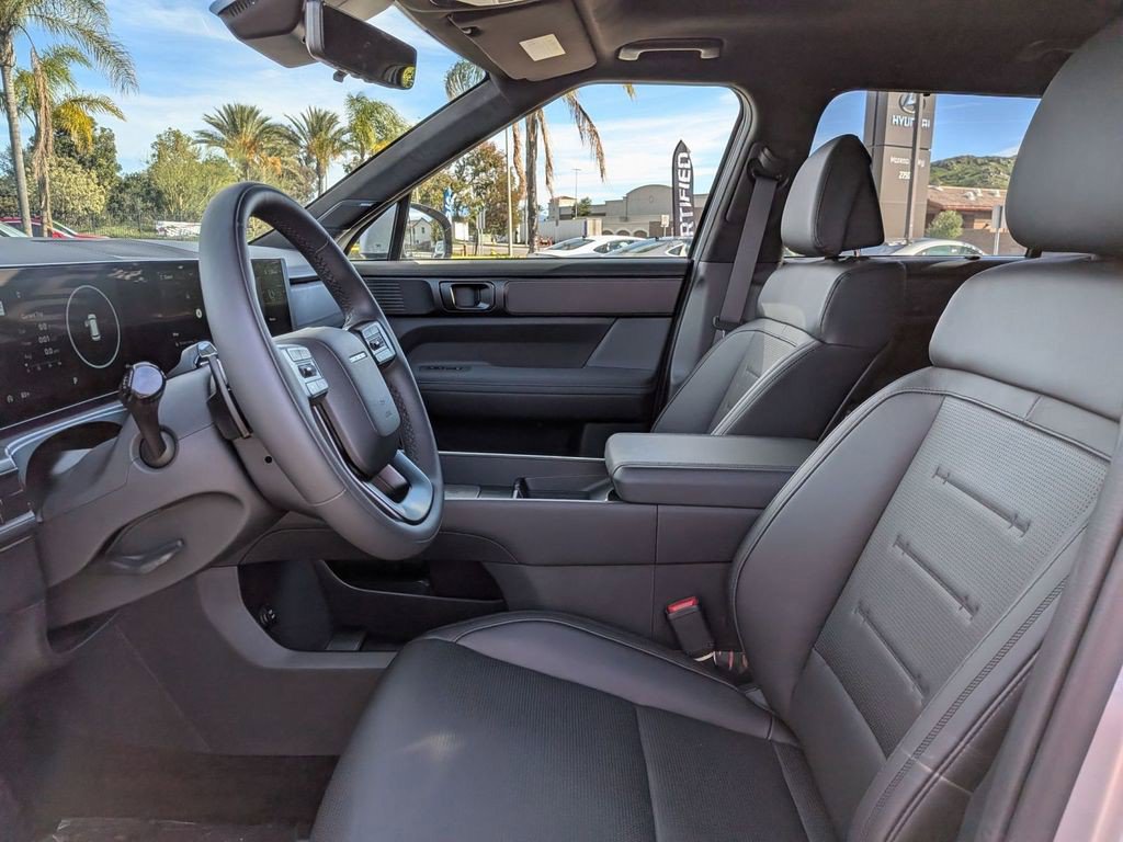 New 2025 Hyundai Santa Fe Calligraphy AWD/4WD image 18